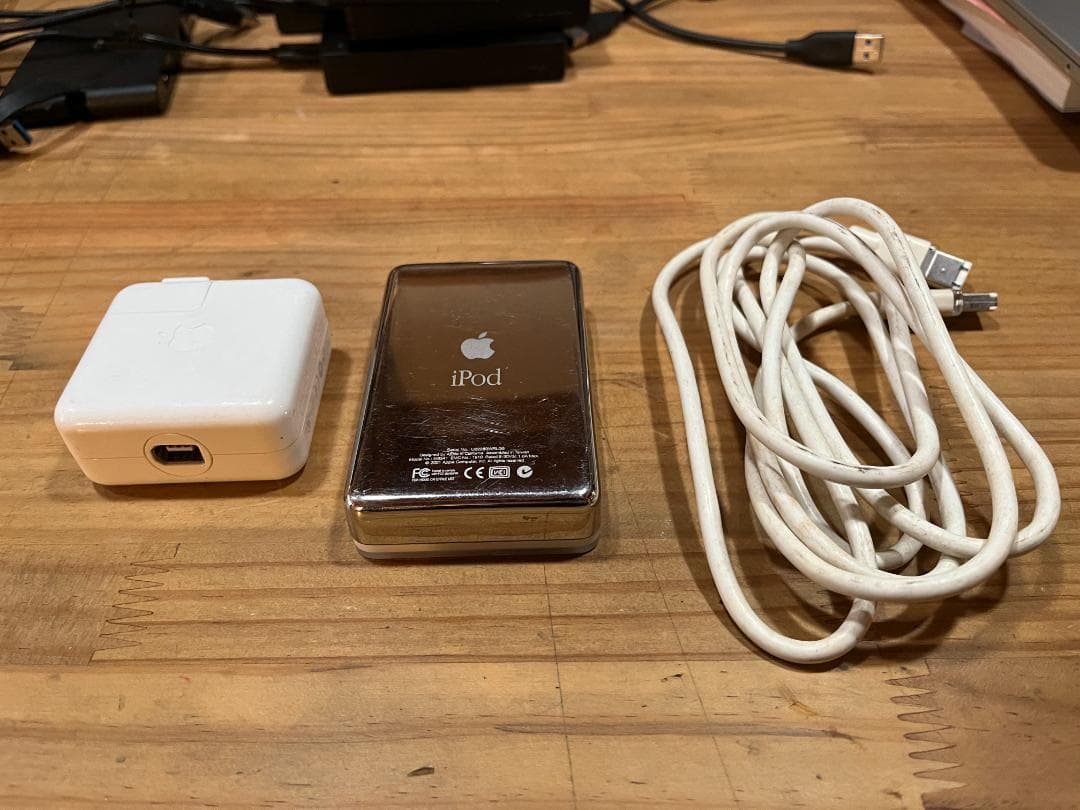 Apple iPod Classic 第1世代 Firewireケーブル 充電器