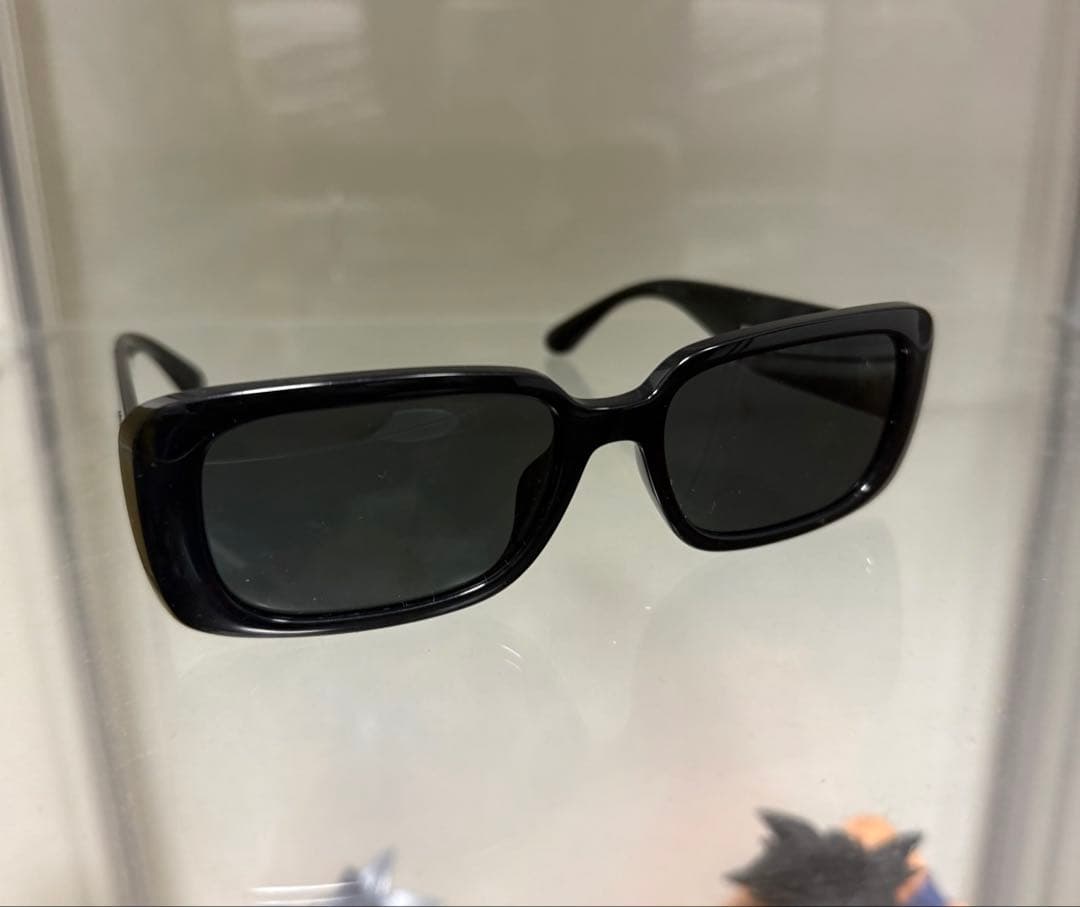 COACH ブラック ナロー レクタングル サングラス