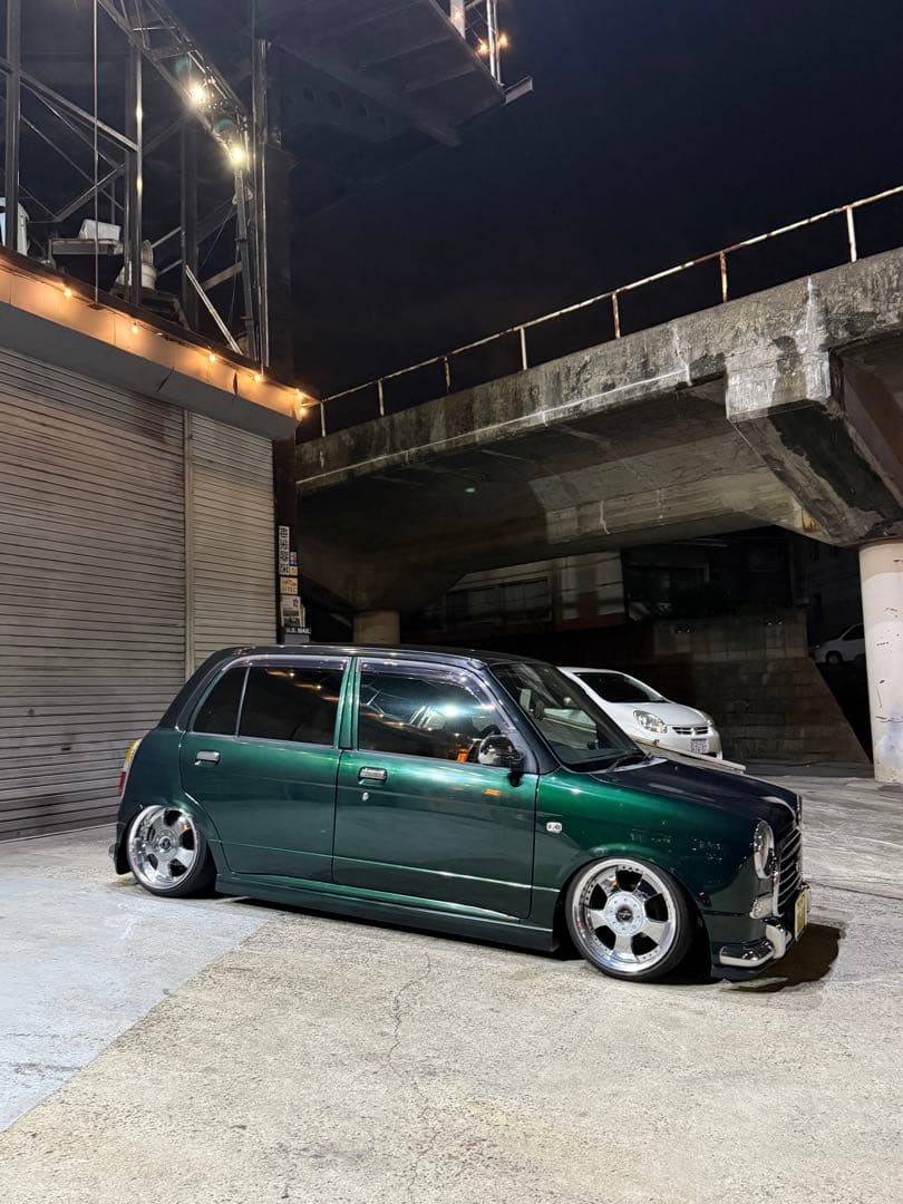 ミラジーノ　L700 サイドステップ