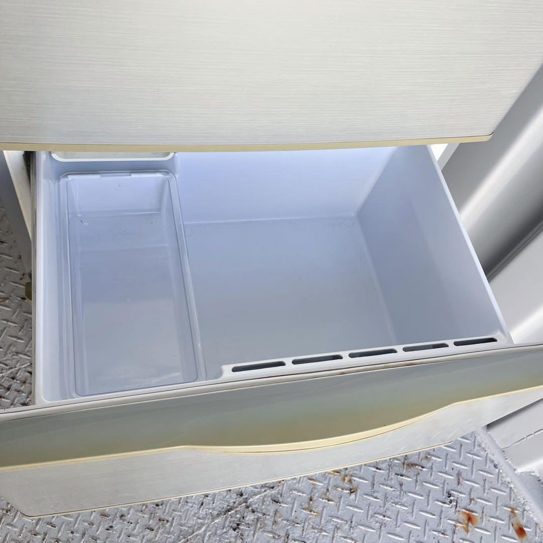 180取付無料！完動品！格安AQUAスタイリッシュシルバー3ドア冷蔵庫