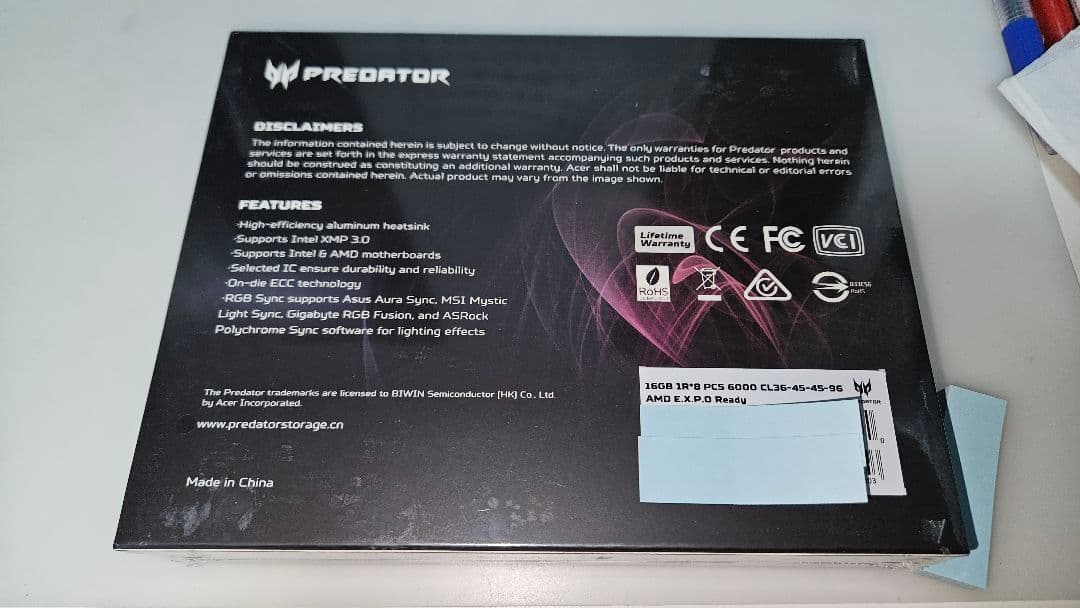 メモリー Predator Vesta II DDR5 RGB 6000MHz