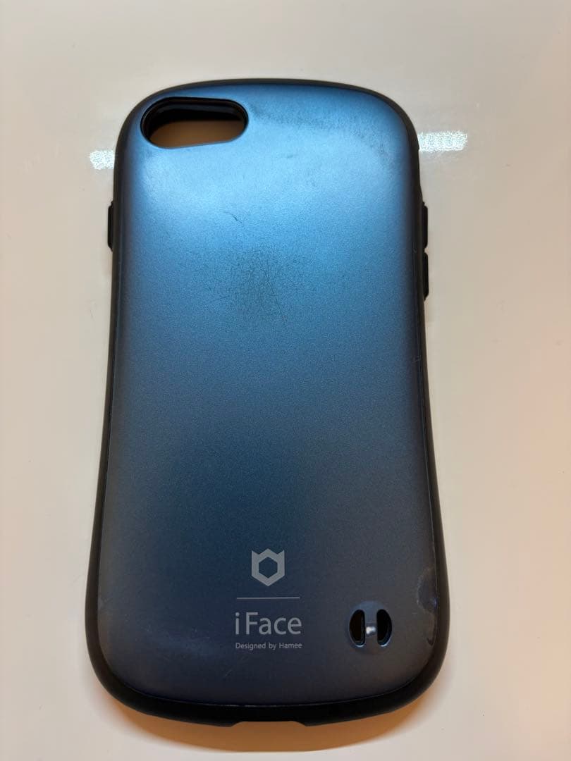 iPhone SE 第3世代 64GB スターライト SIMロックなし