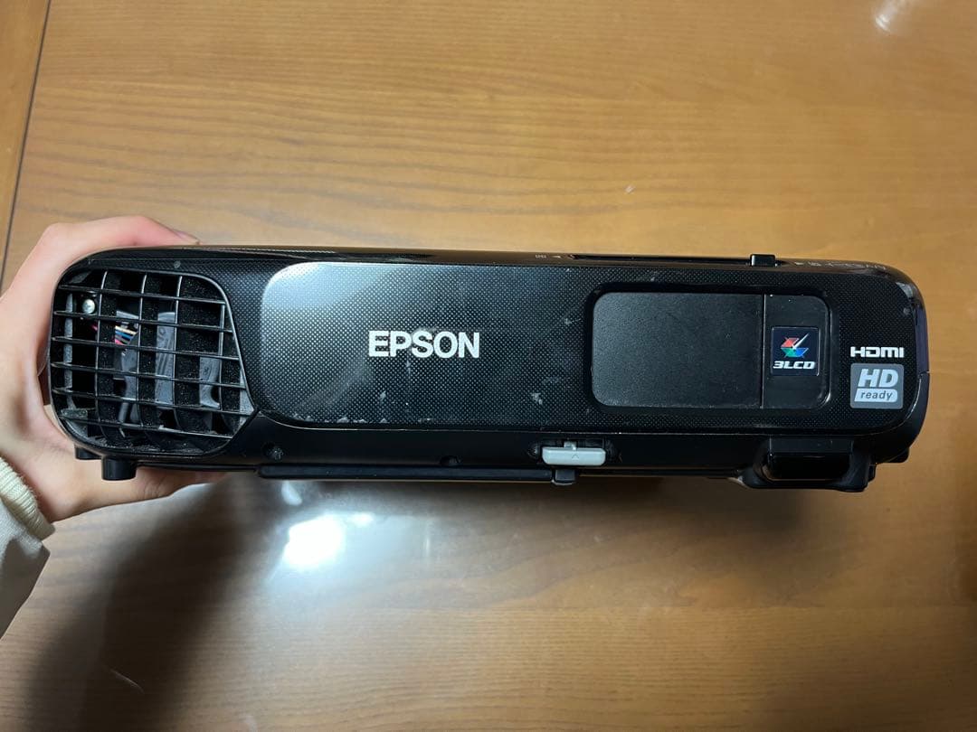 EPSON EH-TW410 プロジェクター本体　ケース　ケーブル