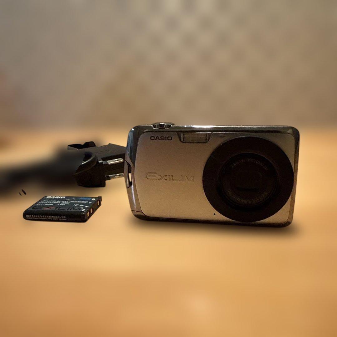 CASIO EXILIM コンパクトデジタルカメラ