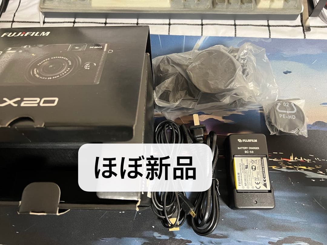 シ*ン様 【ほぼ新品】FUJIFILM フジフィルム X20 コンパクトデジタル