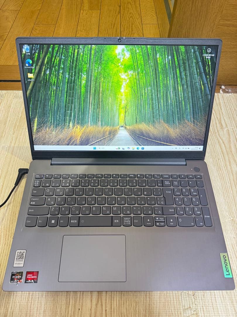 美品 Lenovo IdeaPad 3 Ryzen7 5825u office