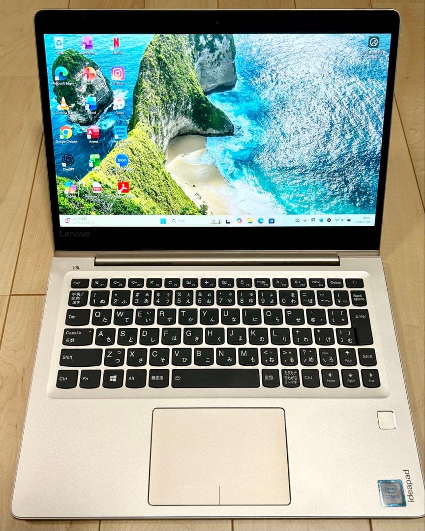 レノボ 薄型 710S IPS液晶 Corei3 SSD Office2024