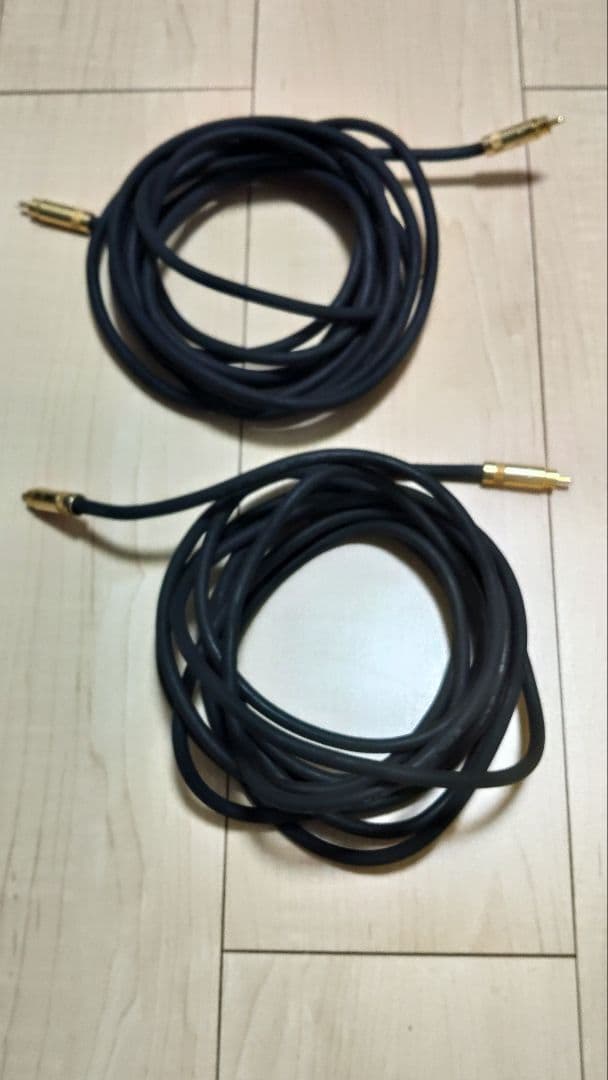 ベルデン8412　2芯シールドケーブル　約4m×2本　RCA端子