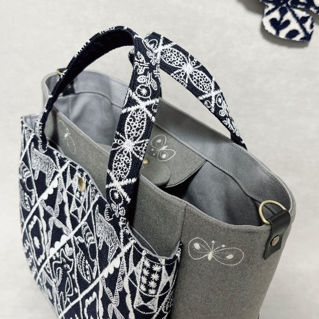 ハンドメイド　ミナペルホネン　大きなポケットのスクエアトート⑅︎◡̈︎*