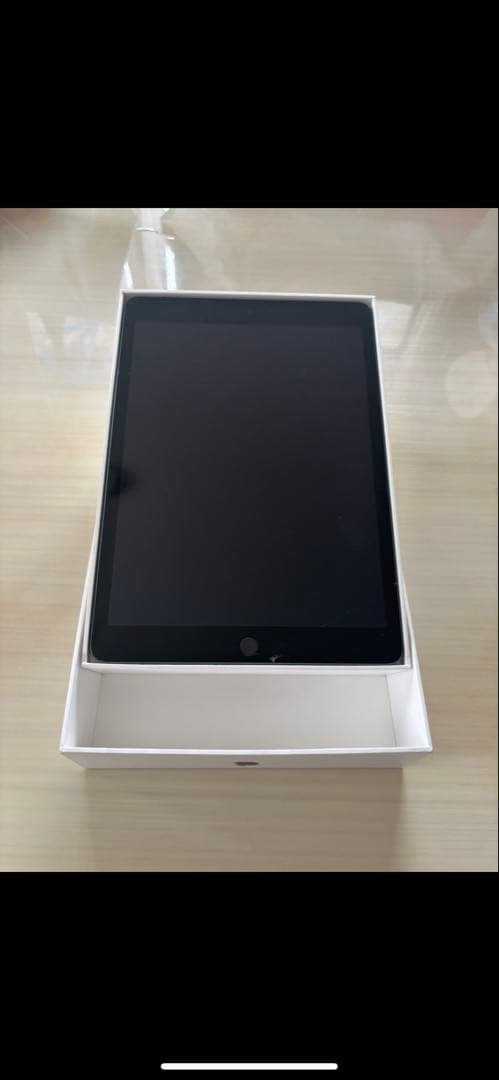 Apple iPad ブラック　本体箱付き　SIMフリー