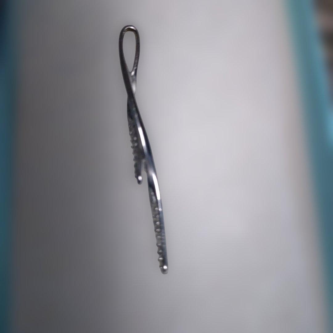 0.12 k18WGの刻印　ネックレストップ