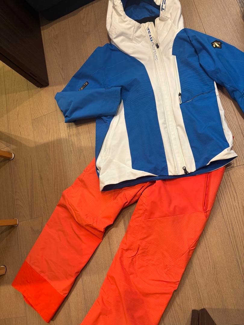 スキーウェア　デサント　l