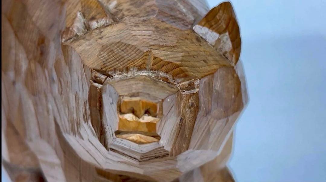 木彫り熊　八雲　引間二郎作