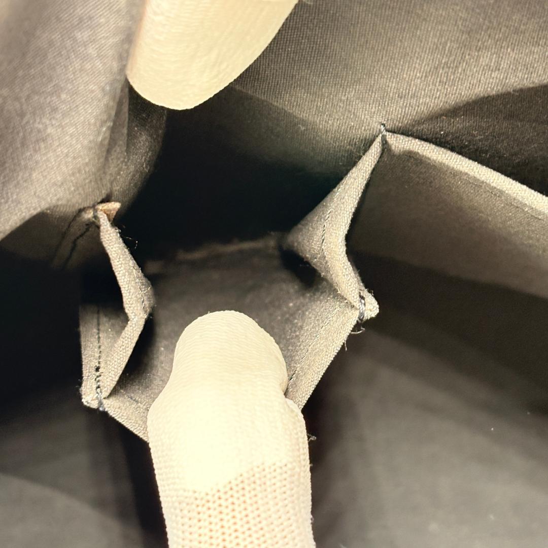 LOUIS VUITTON モノグラム バッグ