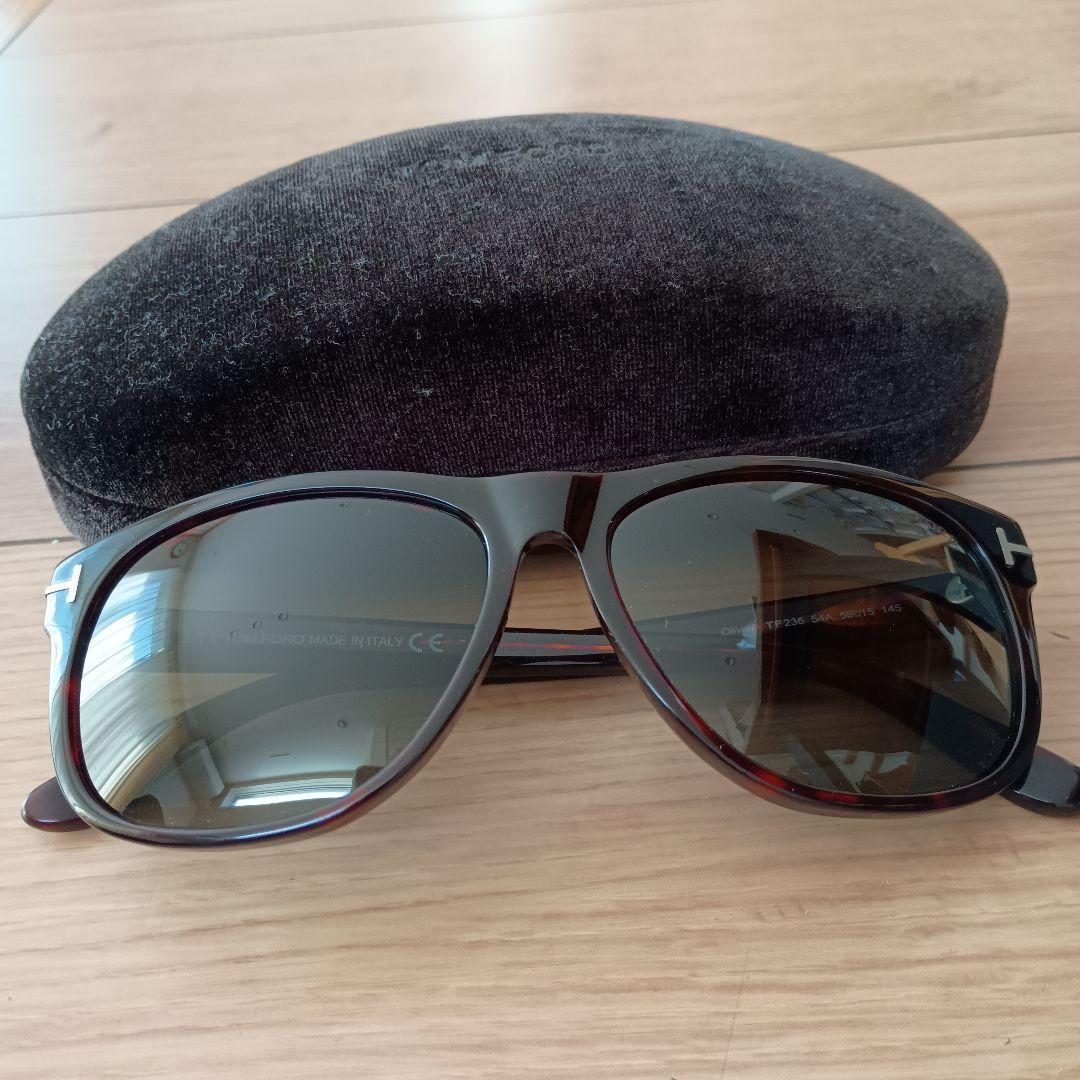 トムフォード TOM FORD Olivier TF236 54A