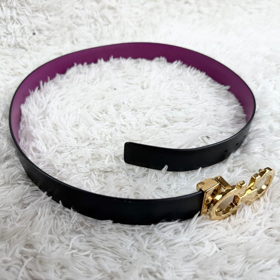 ✨極美品✨ フェラガモ リバーシブルベルト ダブルガンチーニ 黒 紫