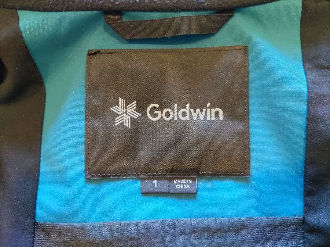 k*8様 【値下げ】Goldwin Fisher オピニオン スキーウェア上下