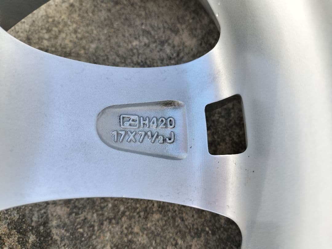 和*ミ様 ランクル プラド キラーフィールド スタッドレス ヨコハマ アイスガー