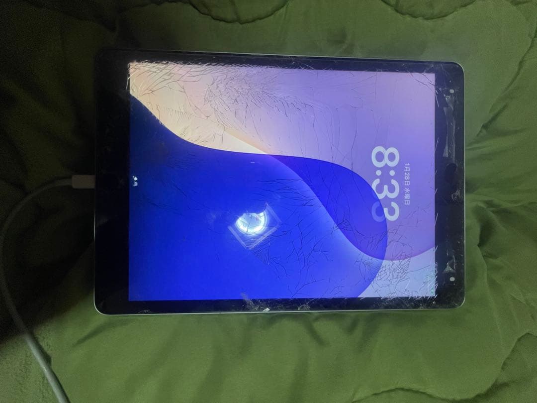 iPad 第9世代 シルバー 本体 ジャンク