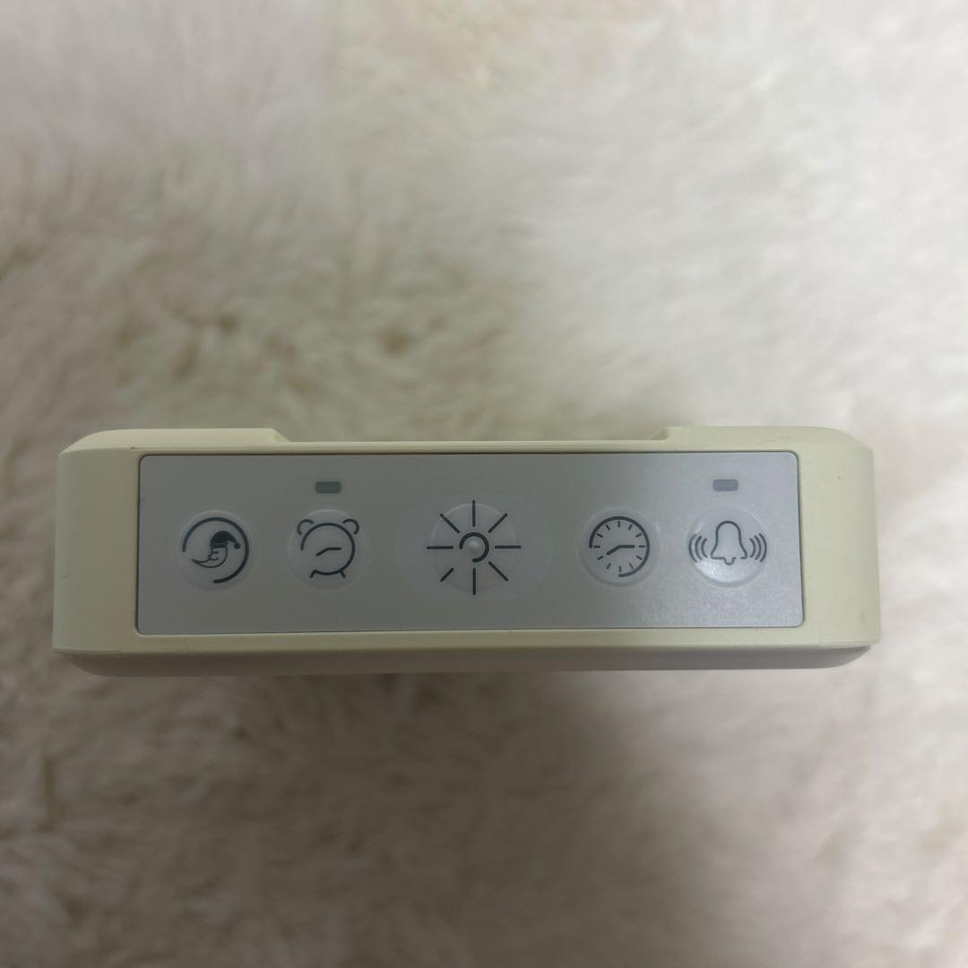 moonmoonトトノエライト 目覚まし時計　光目覚まし時計ACアダプター付き