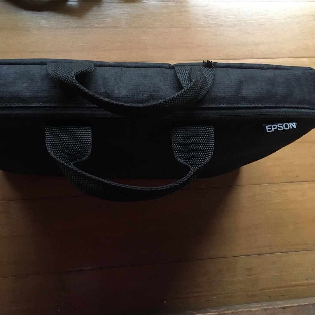 EPSON EB-1785W プロジェクター本体