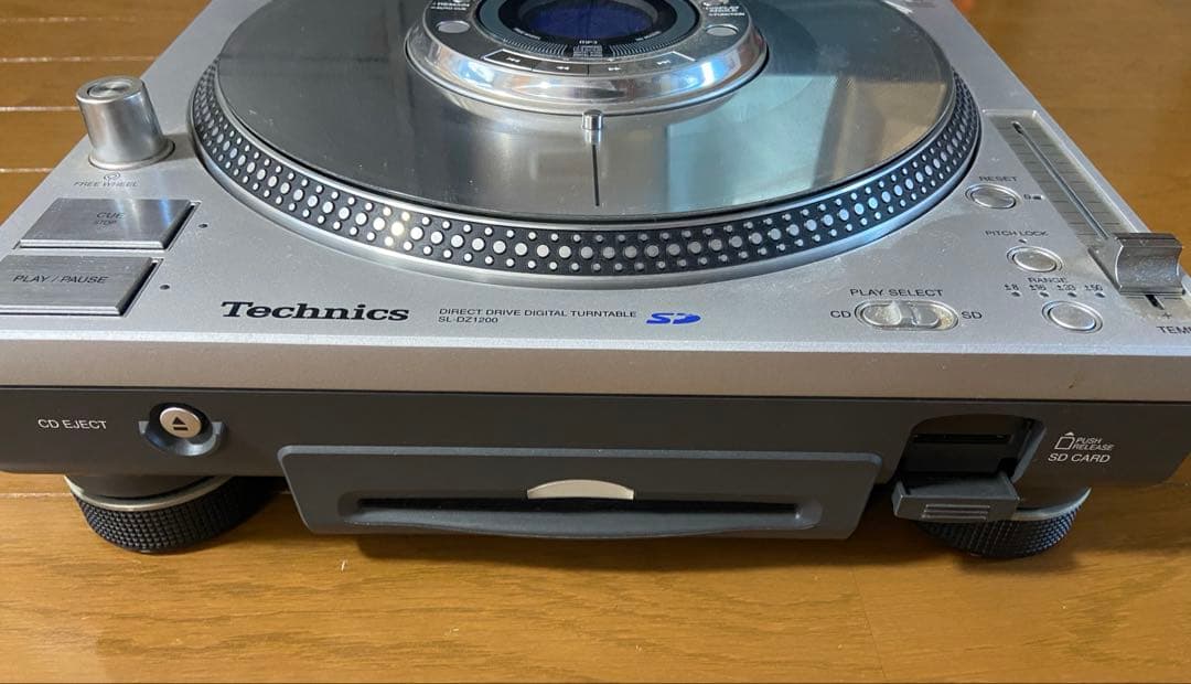 Technics SL-DZ1200 美品 動作良好　収納ケース付