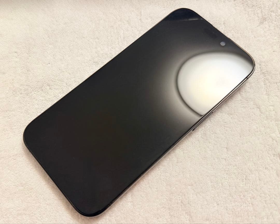 【週末特価！画面新品】iPhone 15 Pro 512GB ブラックチタニウム