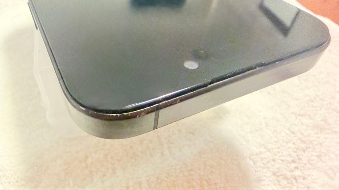 【週末特価！画面新品】iPhone 15 Pro 512GB ブラックチタニウム