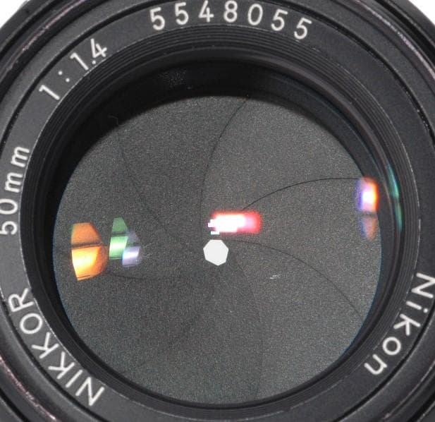 クリアな光学☆保証付☆Nikon Ai-s Nikkor 50mm f/1.4