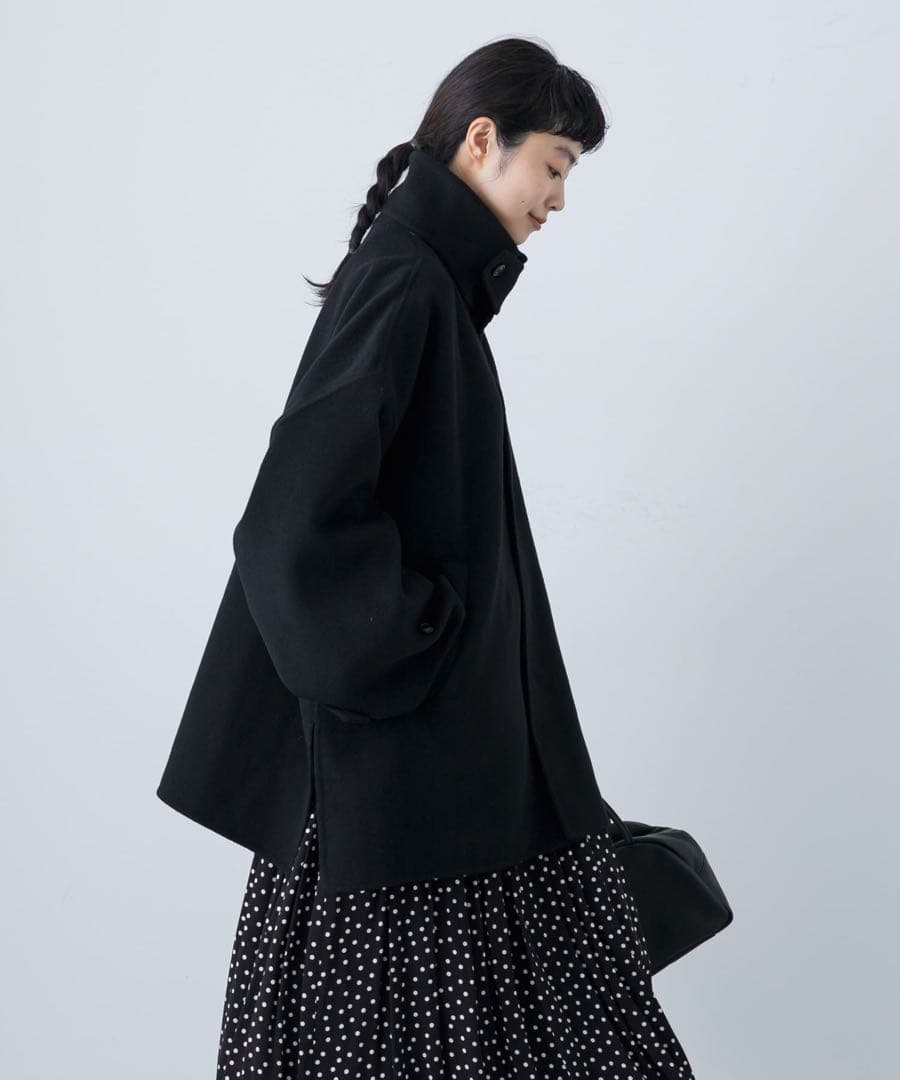 【新品・タグ付き】かぐれ　ウールスタンドショートコート　BLACK