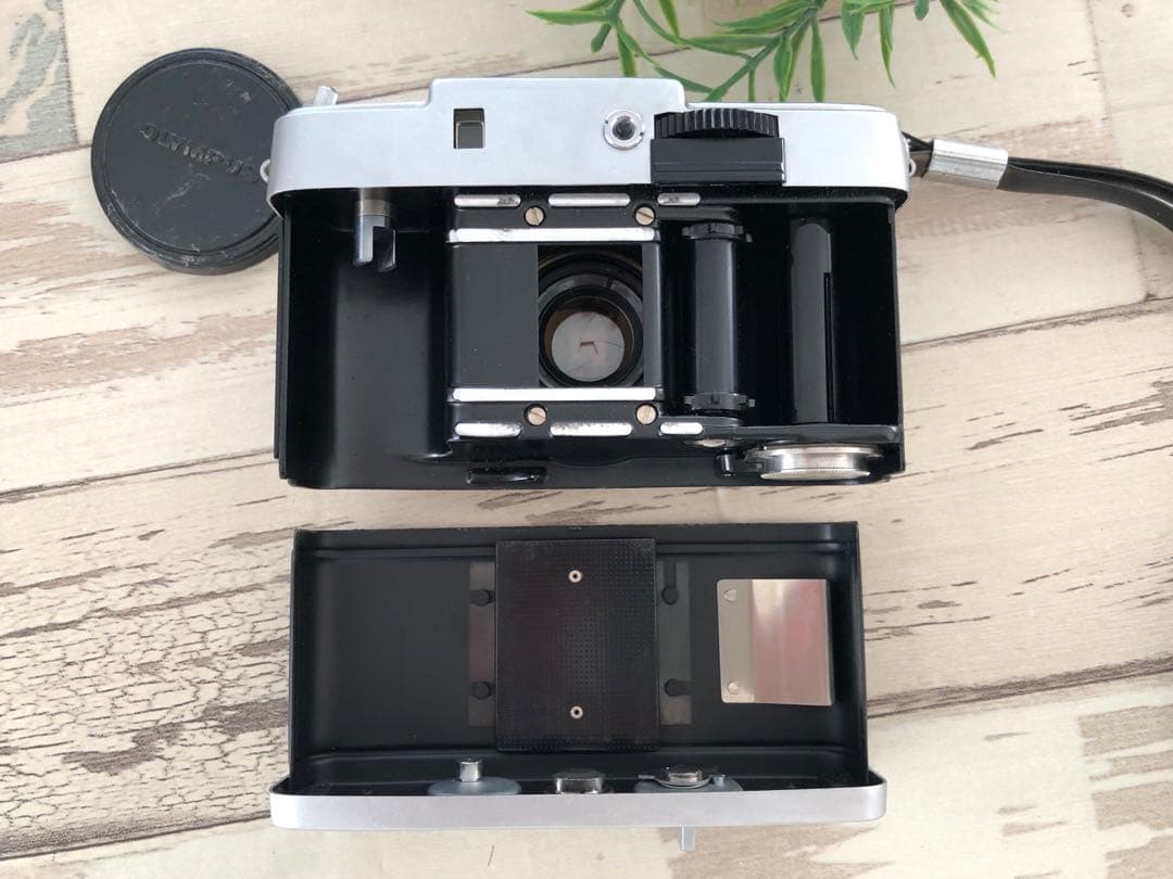 OLYMPUS PEN-D フィルムカメラ♪