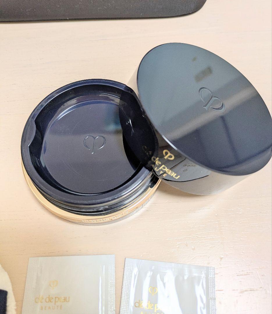 みみ　ほぼ未使用　美品　クレ・ド・ポーボーテ　プードルトランスパラント