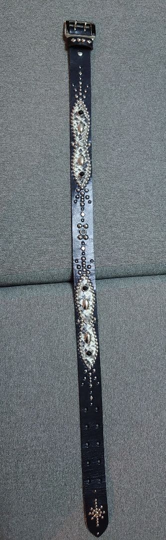 栃木レザー　スタッズベルト