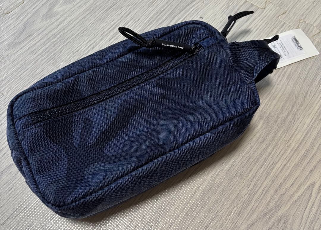 ZERO HALLIBURTON カートポーチ