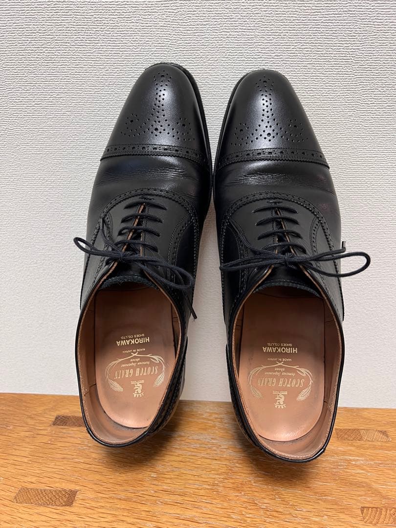 スコッチグレイン メダリオンデザインシューズ