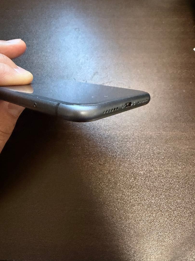 Apple iPhone 11 128GB ブラック 本体