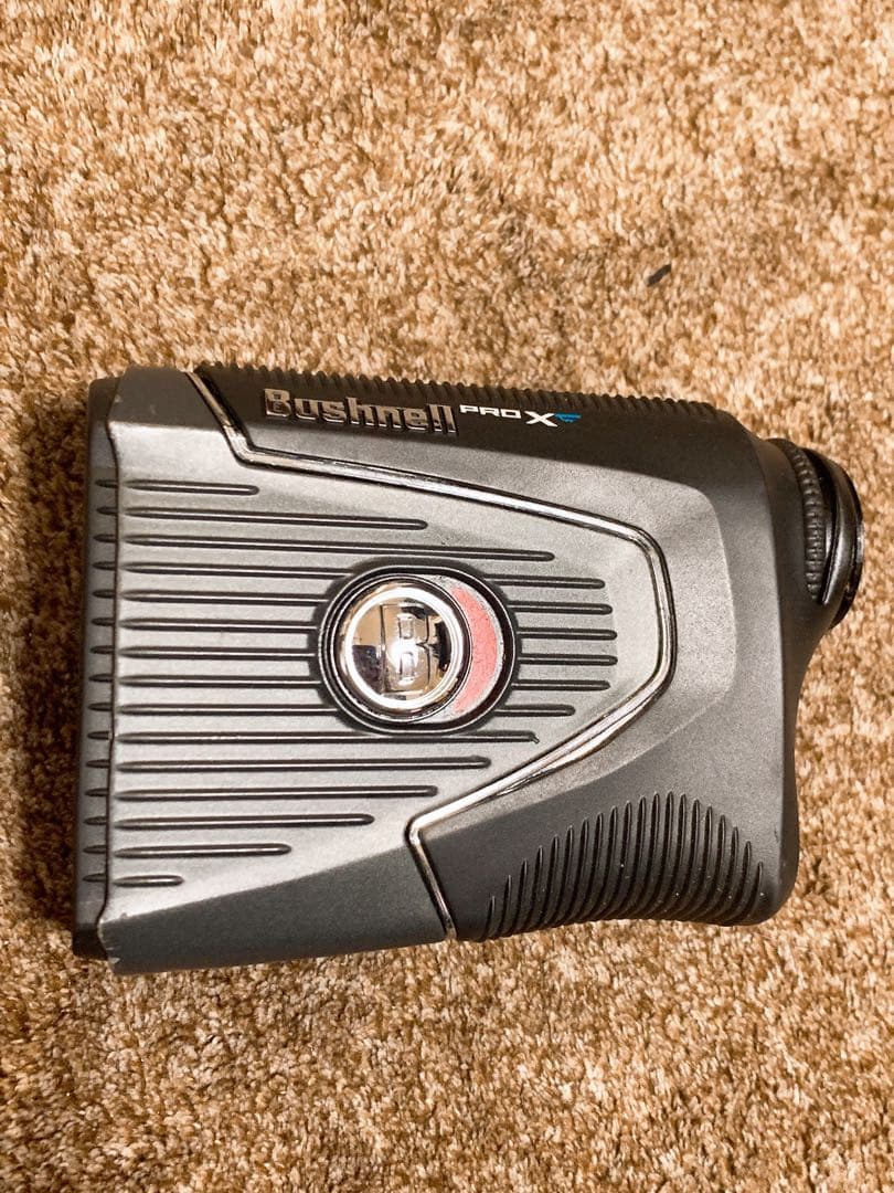 Bushnell PRO XE ゴルフ用距離計 (ケース付き