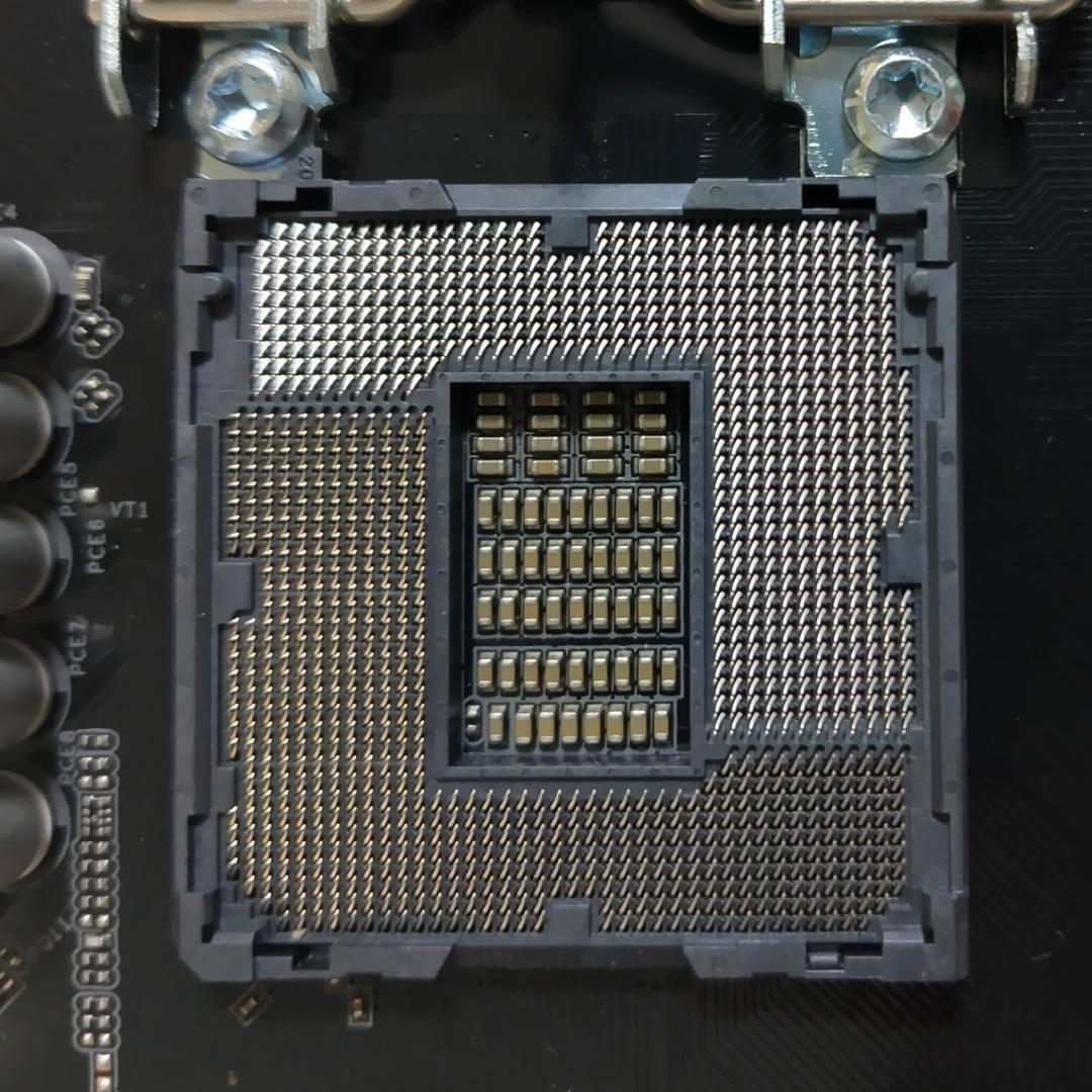 マザーボード 　ASRock B360M-ITX　LGA1151　8／9世代 ㉔