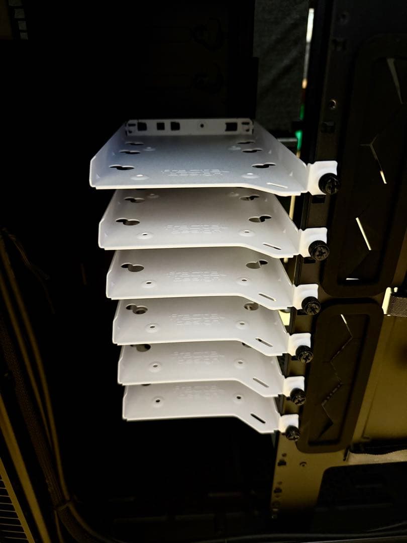 Fractal Design Define R6（ブラック）静音PCケース 美品