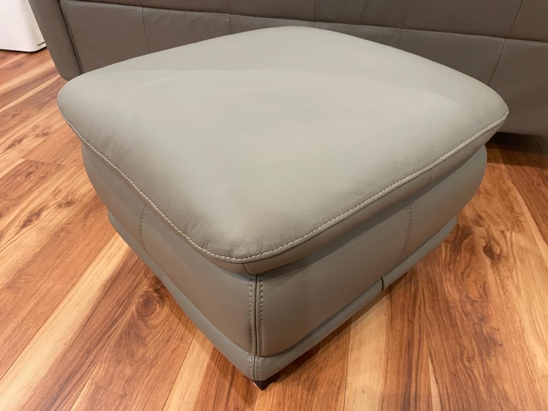 2024年購入　オースチン　IDC大塚家具　オットマン　スツール
