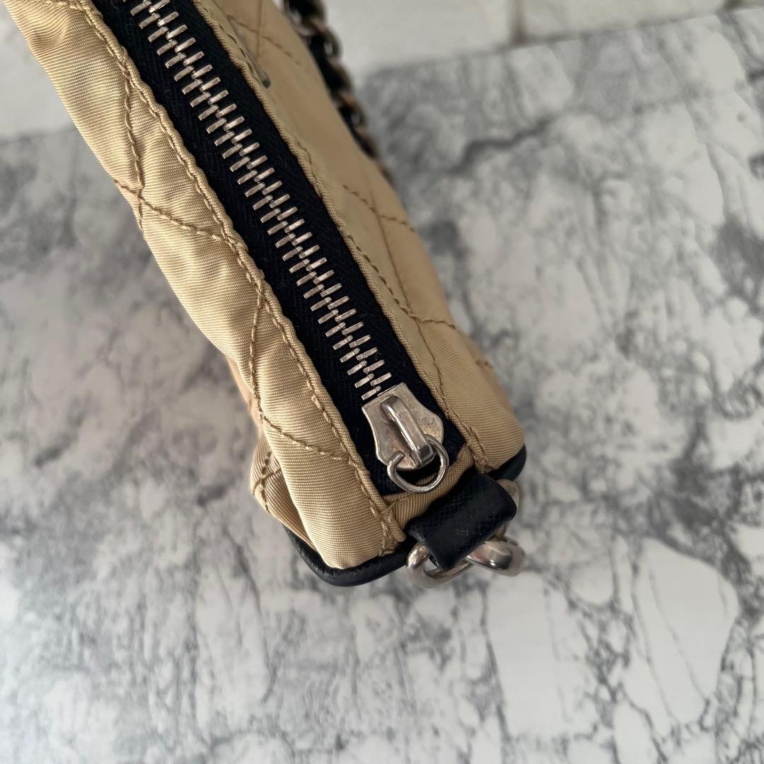 美品 PRADA プラダ 三角プレート キルティング チェーン ハンドバッグ