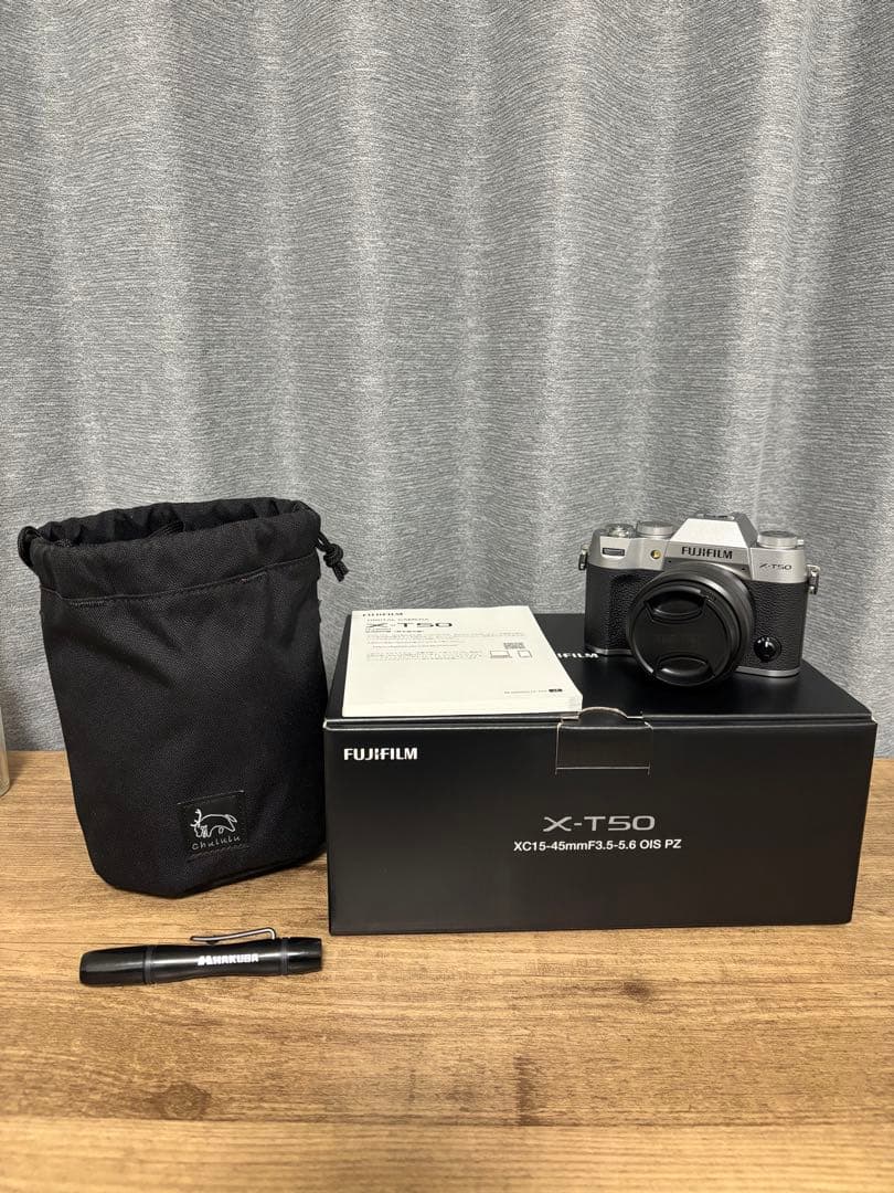 【かぬ】FUJIFILM X-T50 ミラーレスカメラ 本体