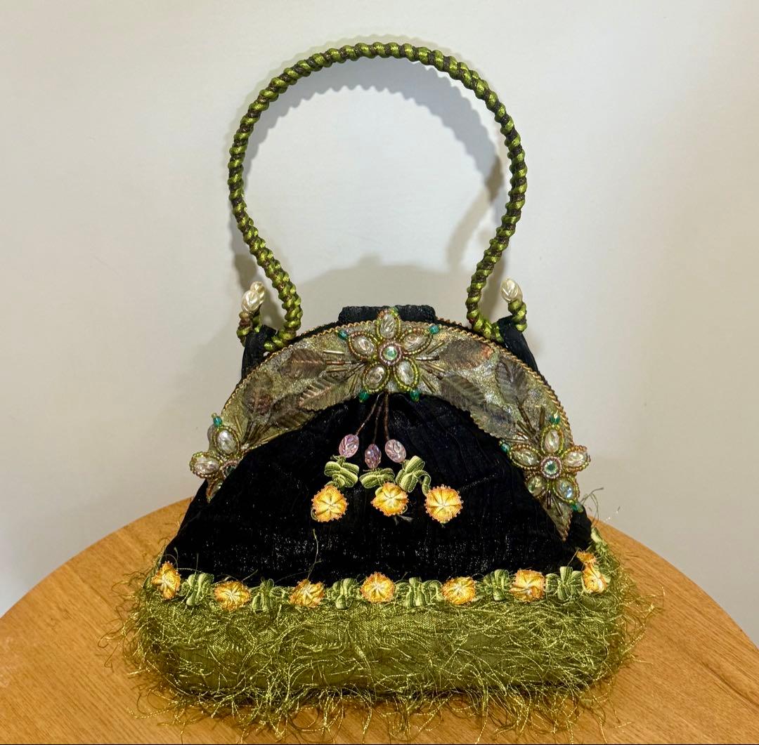 新品未使用MARY FRANCES メアリーフランシス ハンドバッグ