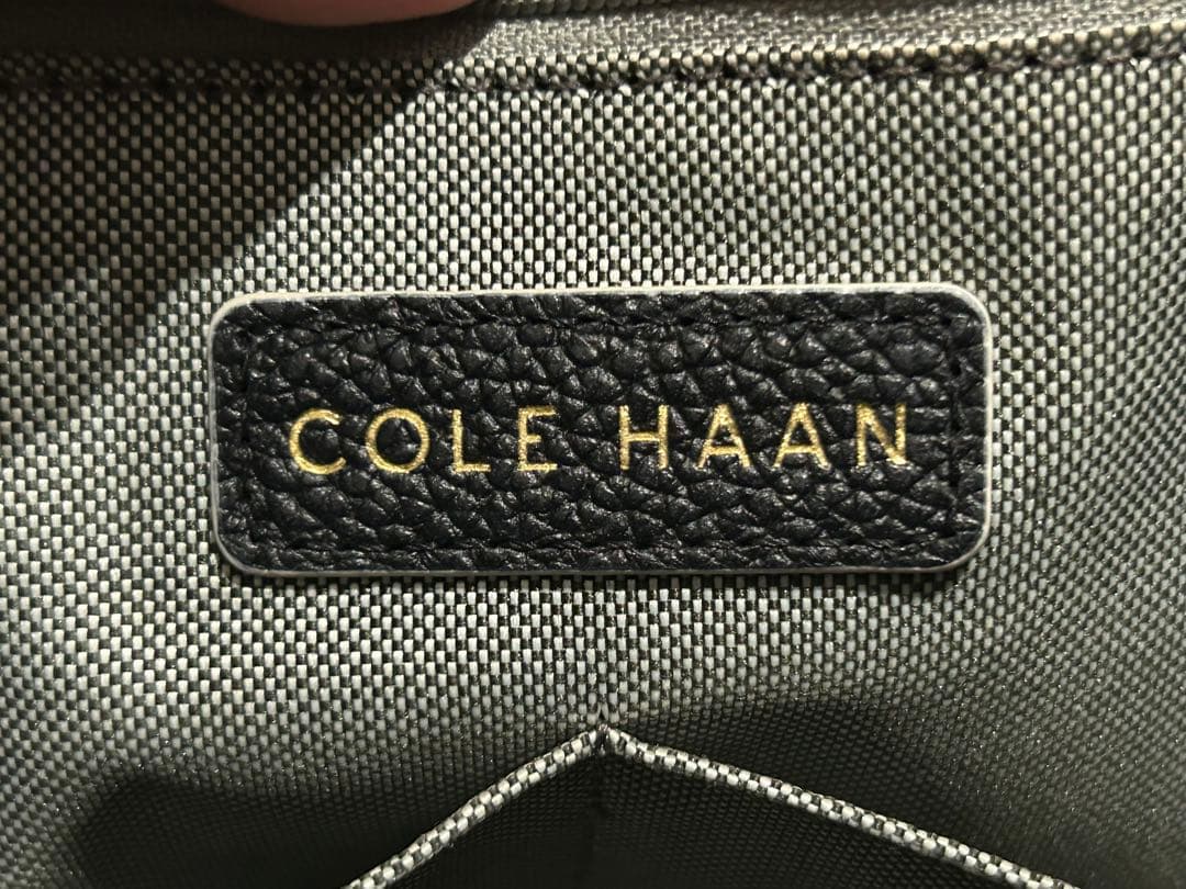 【超美品】コールハーン本革トートバッグ A4サイズ対応