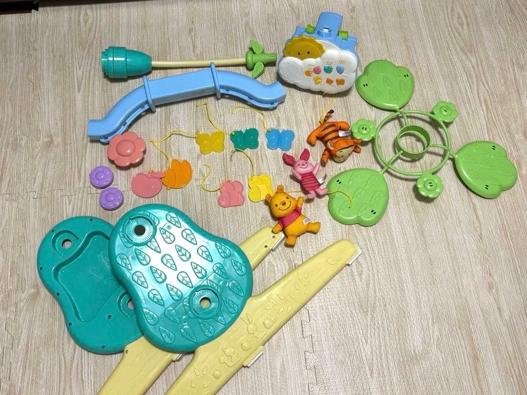 【美品】プーメリー くまのプーさん 6WAYジム おもちゃ付き