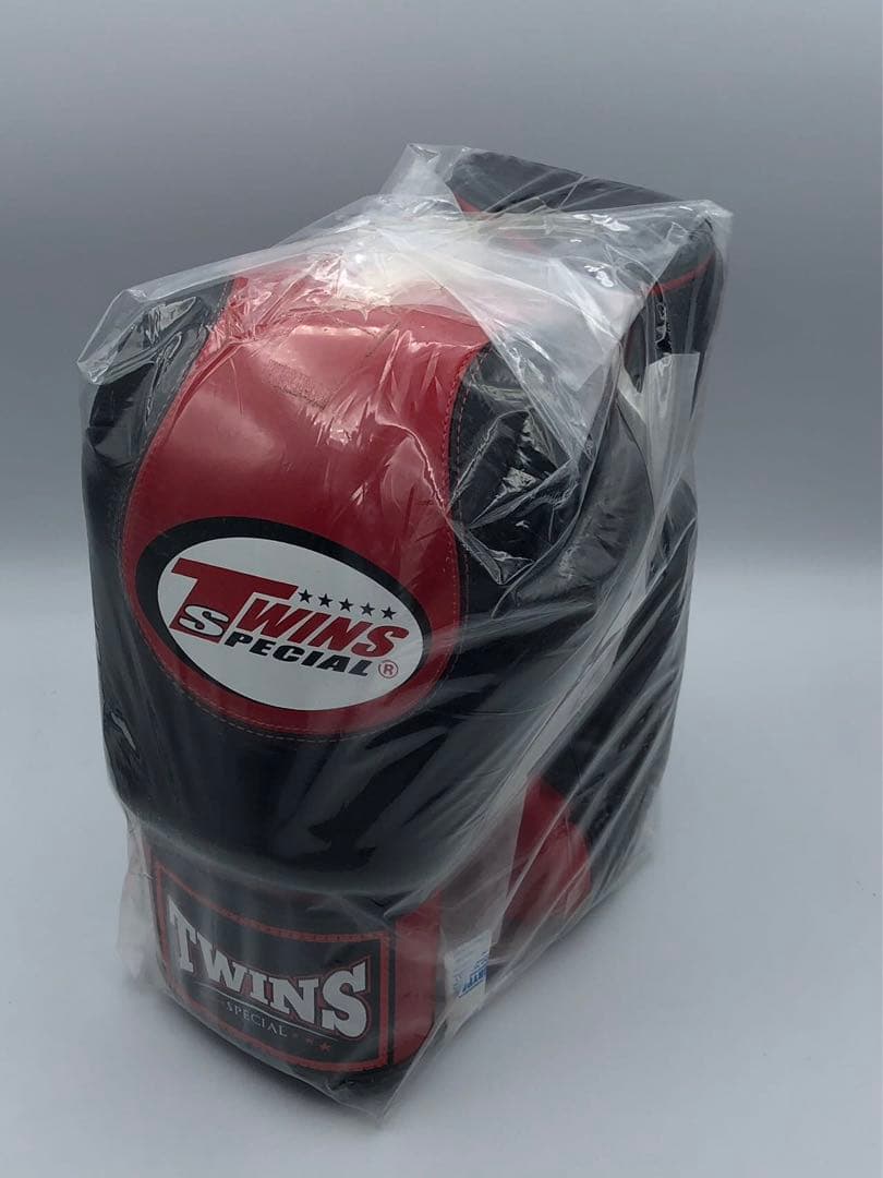新品未使用 未開封TWINS SPECIAL ボクシンググローブ 14oz