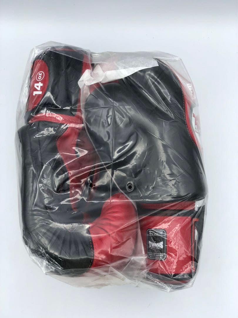 新品未使用 未開封TWINS SPECIAL ボクシンググローブ 14oz