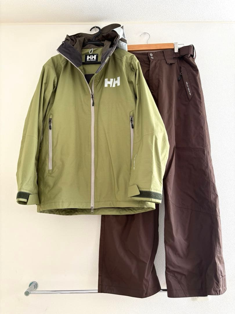 ヘリーハンセン スキーウェア上下