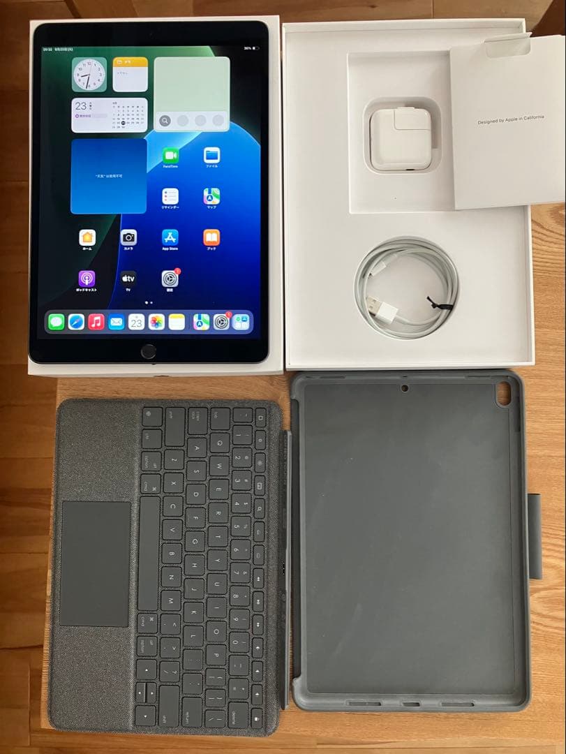 Apple iPad Air第3世代64GBWifiモデル　 キーボードケース