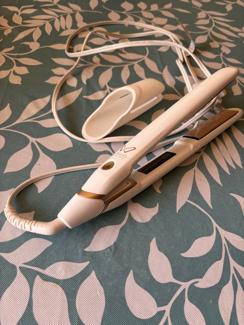 KINJO DS200 ホワイト ストレートヘアアイロン